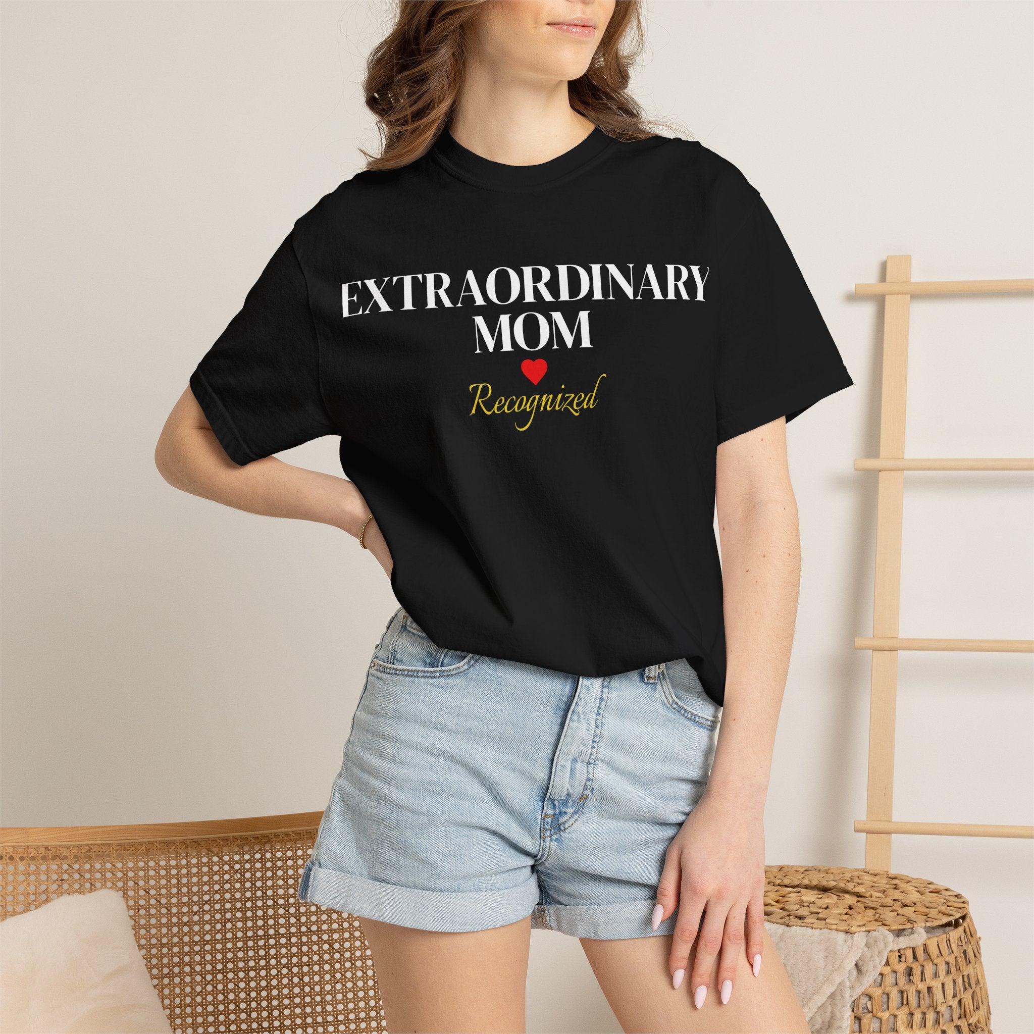 Extraordinary Mom Recognized Tee